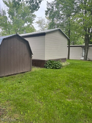 214 Hickory Circle, Elyria, Ohio image 9