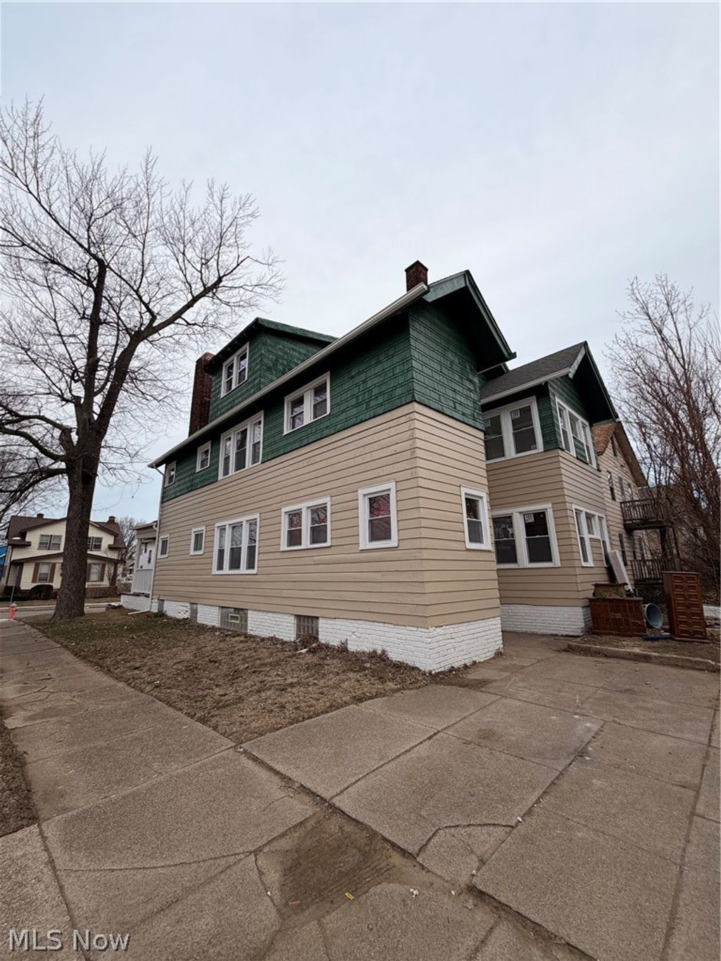 Photo of 1333 E 142nd Street, East Cleveland, OH 44112 (MLS # 5194133)