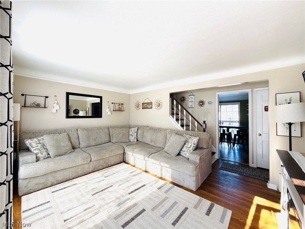 Photo of 6308 Delora Avenue, Brooklyn, OH 44144 (MLS # 5192725)