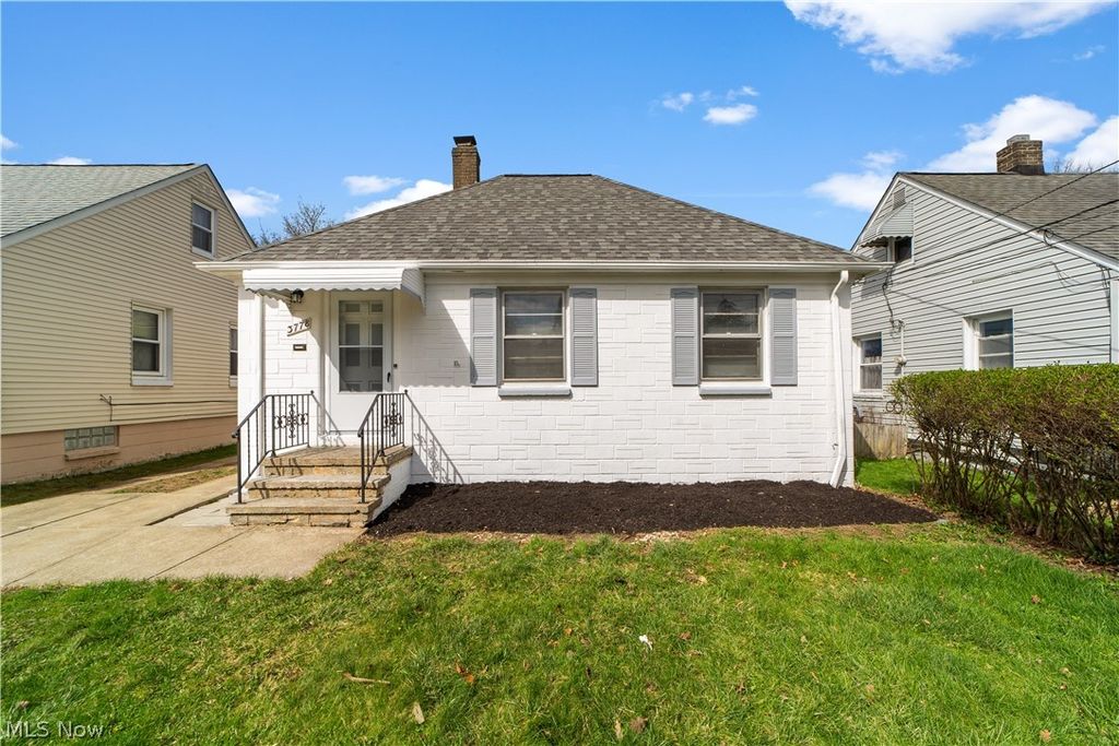 Photo of 3778 Highland Road, Cleveland, OH 44111 (MLS # 5200318)