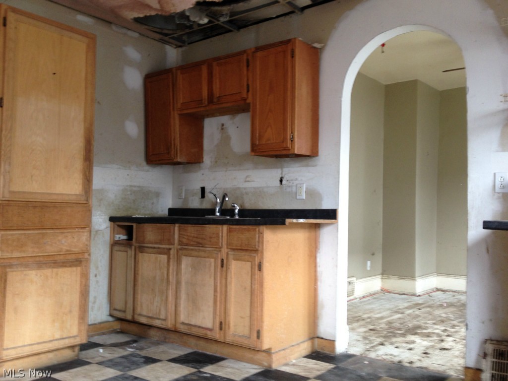 Eckart Alger & Marshall - Residential