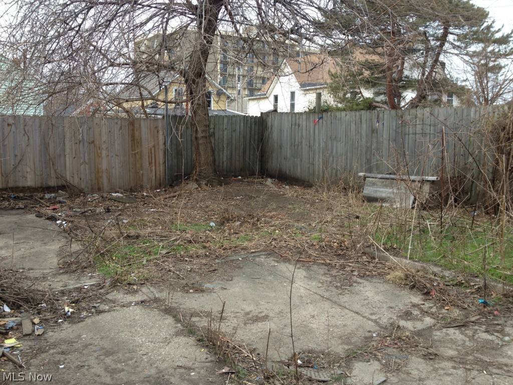 Eckart Alger & Marshall - Residential