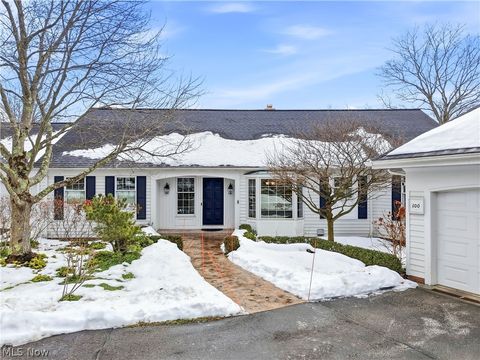 100 Manor Brook Drive Chagrin Falls OH 44022