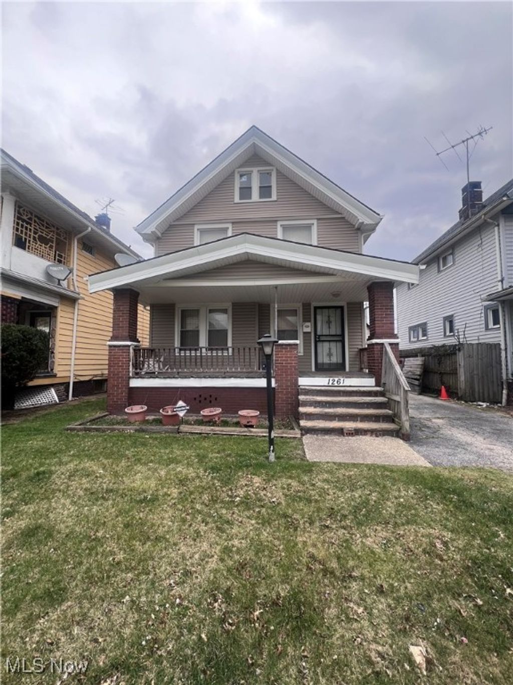 Photo of 1261 E 134th Street, East Cleveland, OH 44112 (MLS # 5175307)