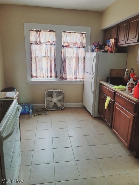 Van De Boe Hager Beverly Park Su - Residential Income