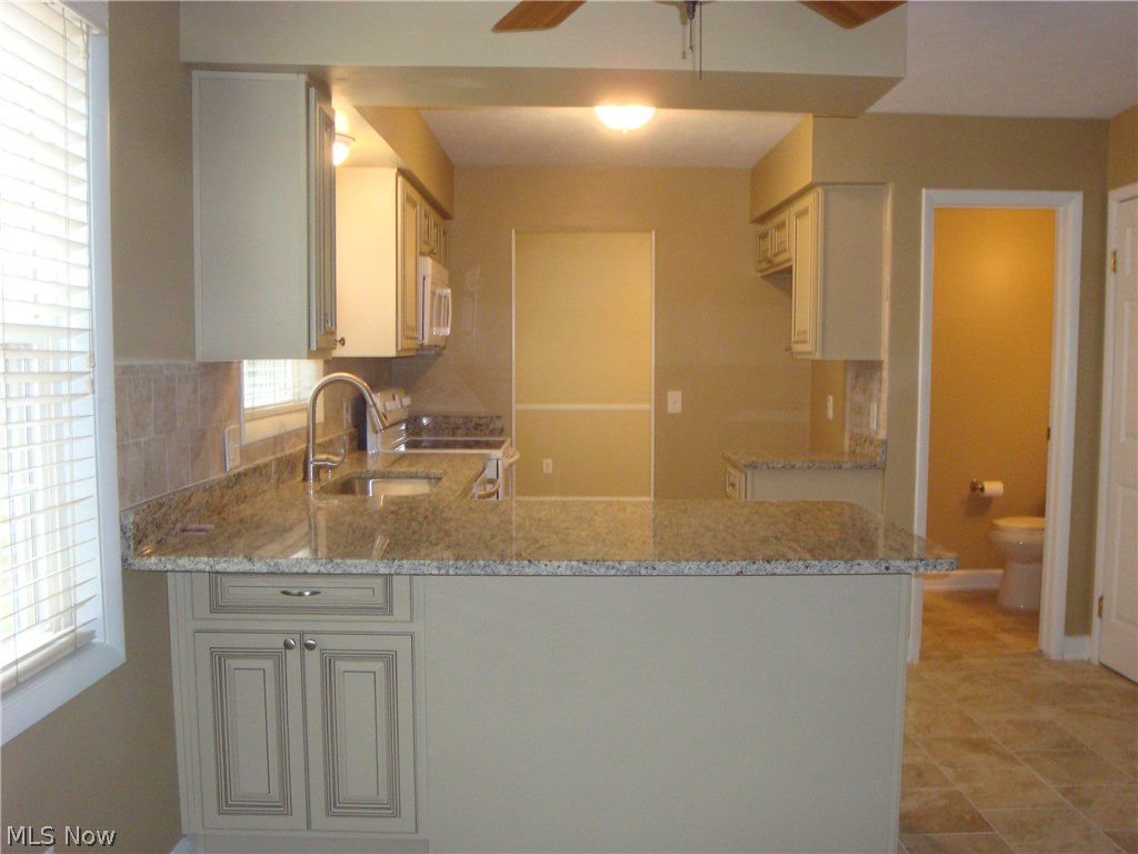 Little Mountain 07 - Residential