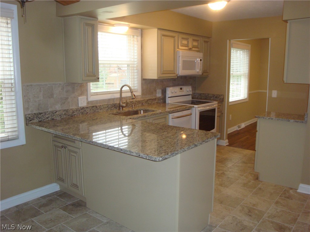 Little Mountain 07 - Residential