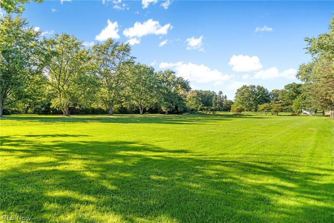 3710 W Pleasant Valley Road