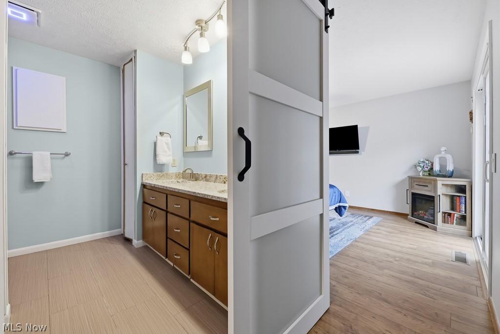 Meadows Condo - Residential