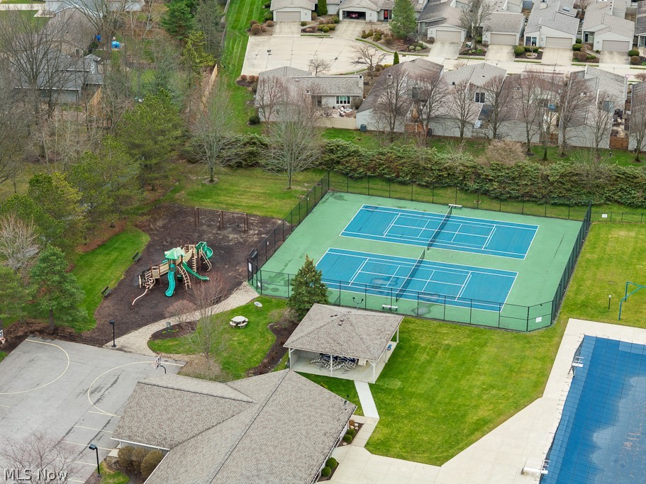 Meadows Condo - Residential