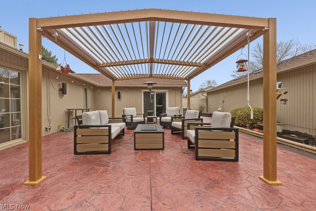 Meadows Condo - Residential