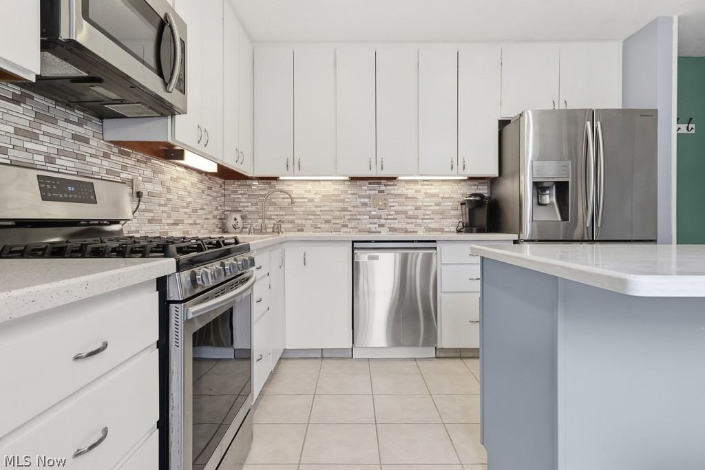 Meadows Condo - Residential