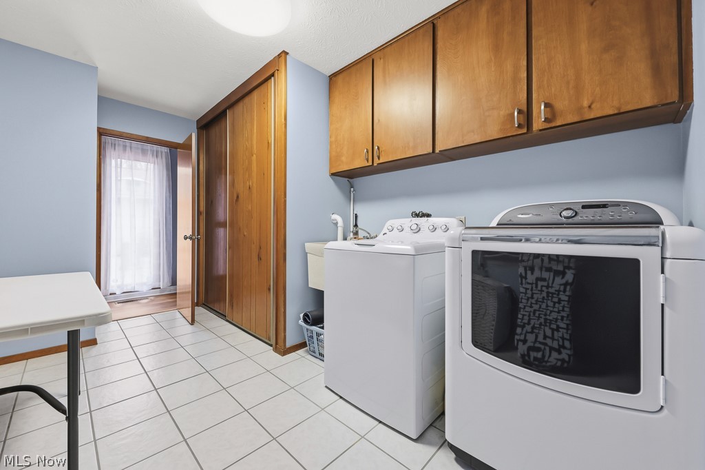 Meadows Condo - Residential