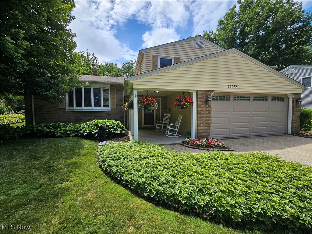 Avon Acres - Residential