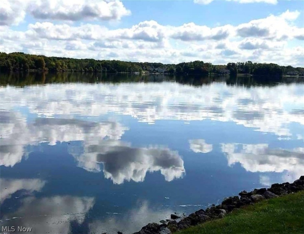 Aurora Shores - Residential