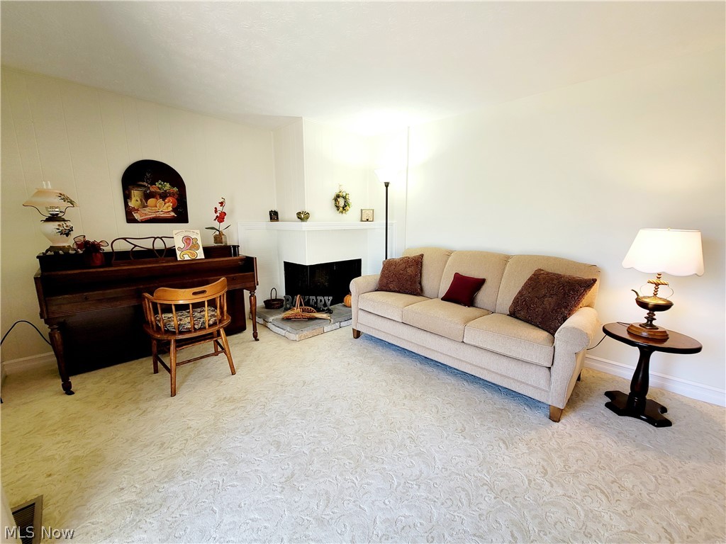 Aurora Shores - Residential