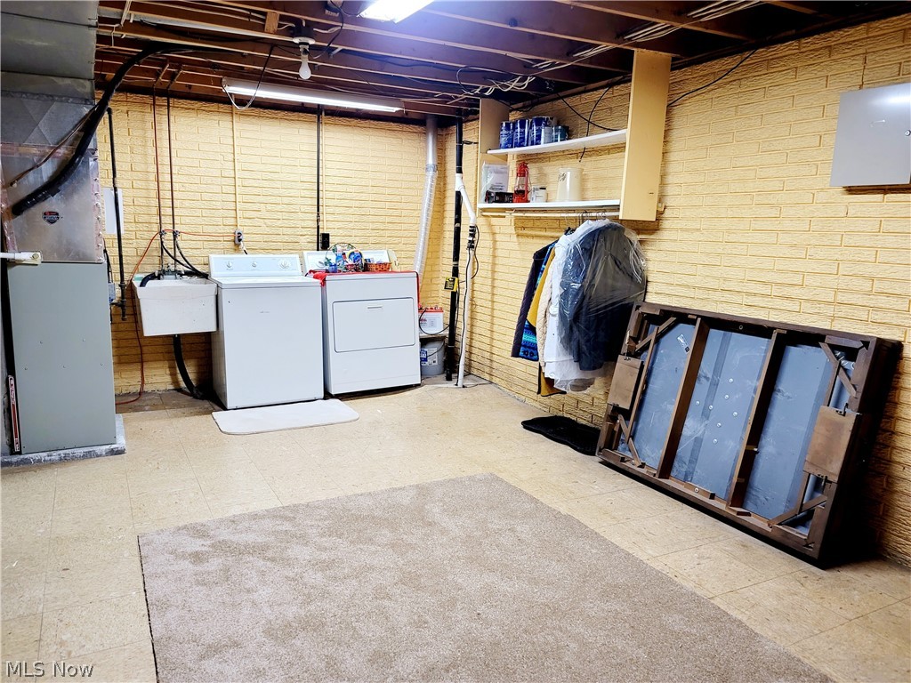 Aurora Shores - Residential