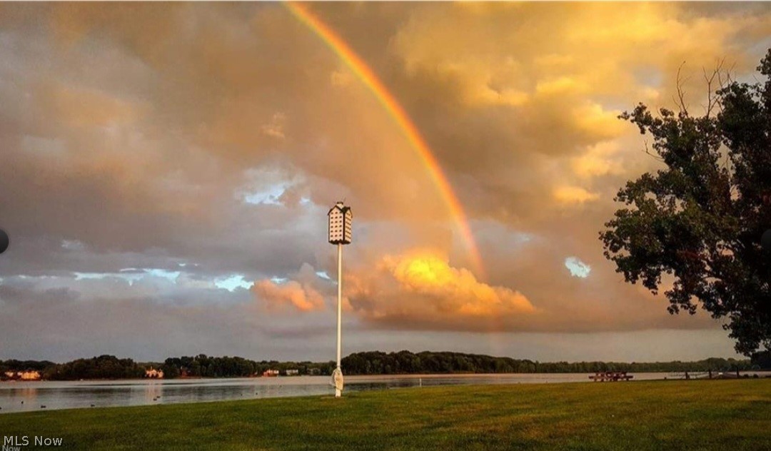 Aurora Shores - Residential