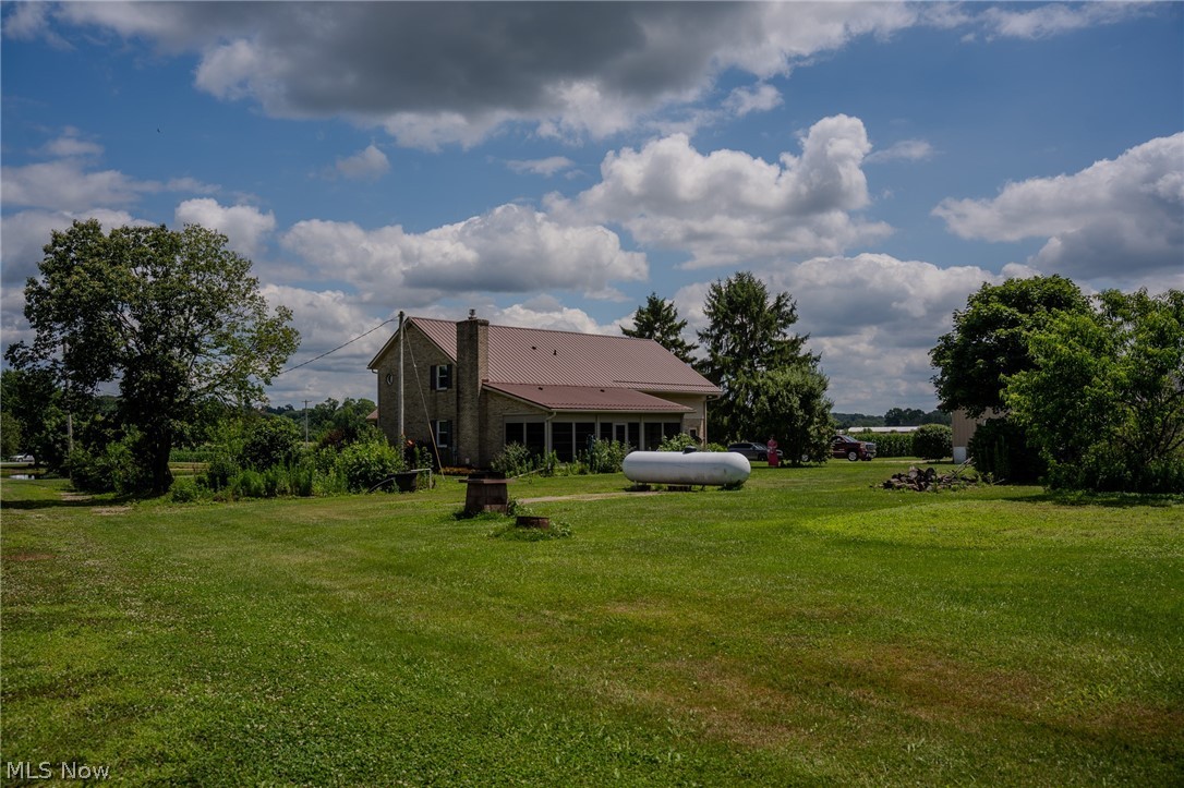 11091 Erie Avenue, Beach City, Ohio image 10