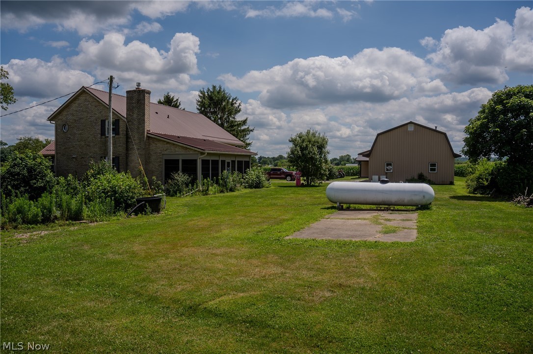 11091 Erie Avenue, Beach City, Ohio image 8