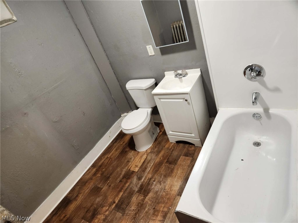 Gilbert Hogans 03 - Residential Income