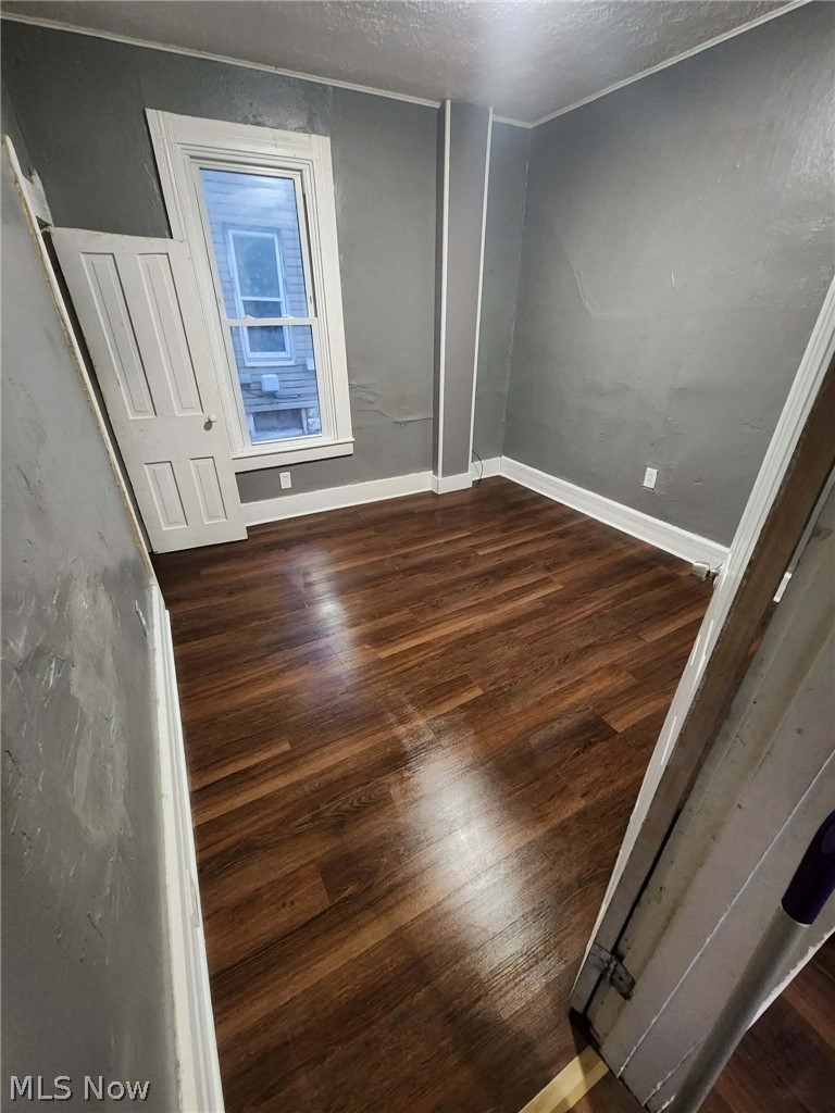 Gilbert Hogans 03 - Residential Income