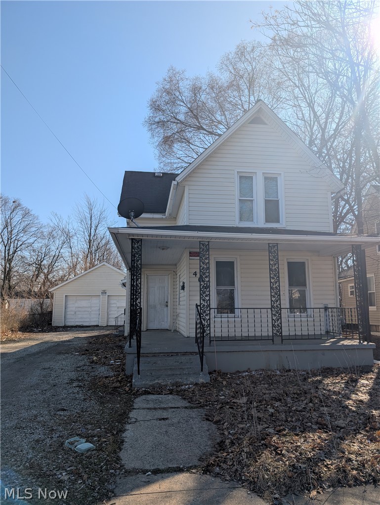 Gilbert Hogans 03 - Residential Income