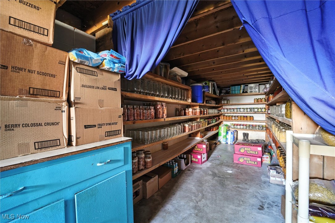 Connecticut Western Reserve - Residential