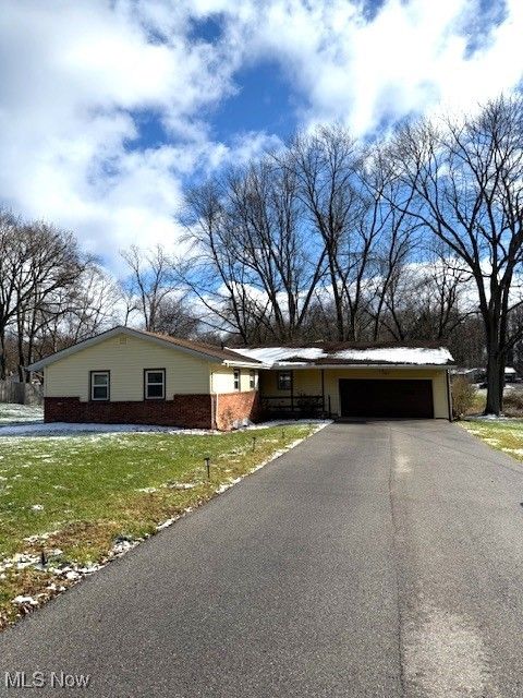 1161 Magdalyn Drive Akron OH 44320