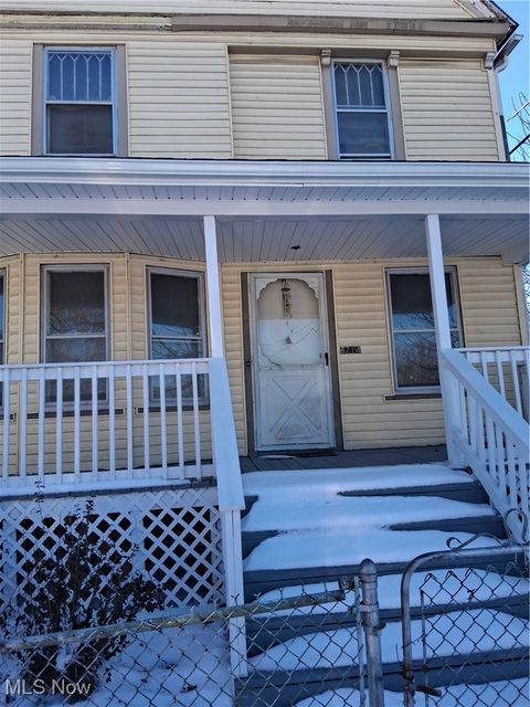 8714 Birchdale Avenue Cleveland OH 44106