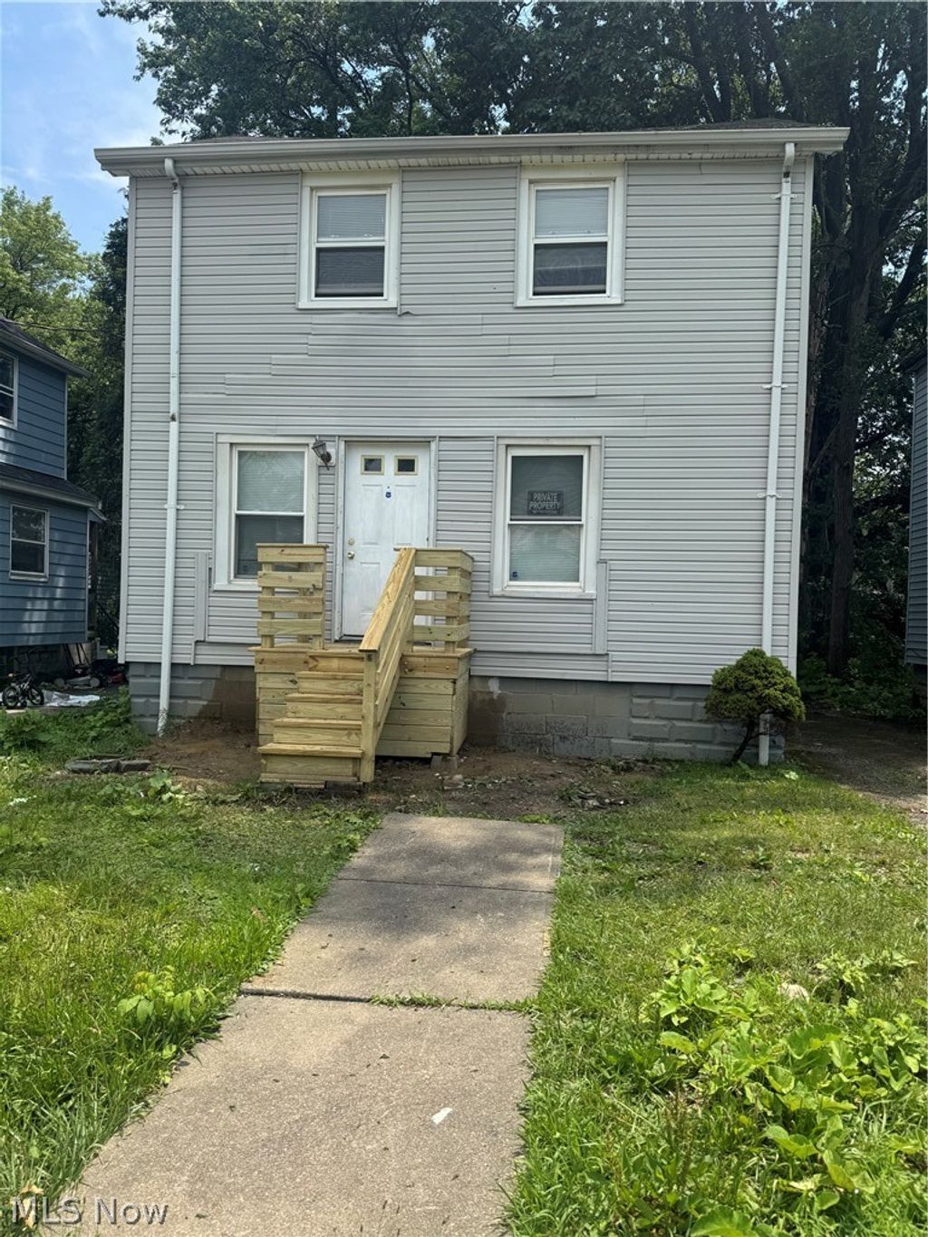 Photo of 10604 Nelson Avenue, Cleveland, OH 44105 (MLS # 5199146)