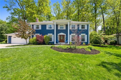 Photo of 1697 Holdens Arbor Run, Westlake, OH 44145 (MLS # 5210163)