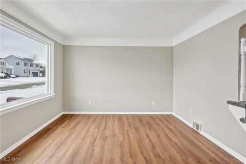 Tiny photo for 15817 Northwood Avenue, Maple Heights, OH 44137 (MLS # 5176653)