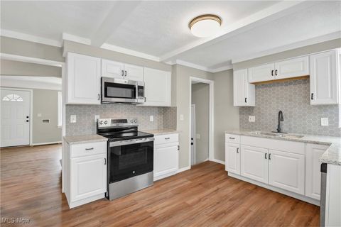 Tiny photo for 15817 Northwood Avenue, Maple Heights, OH 44137 (MLS # 5176653)