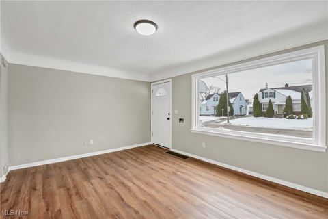 Tiny photo for 15817 Northwood Avenue, Maple Heights, OH 44137 (MLS # 5176653)