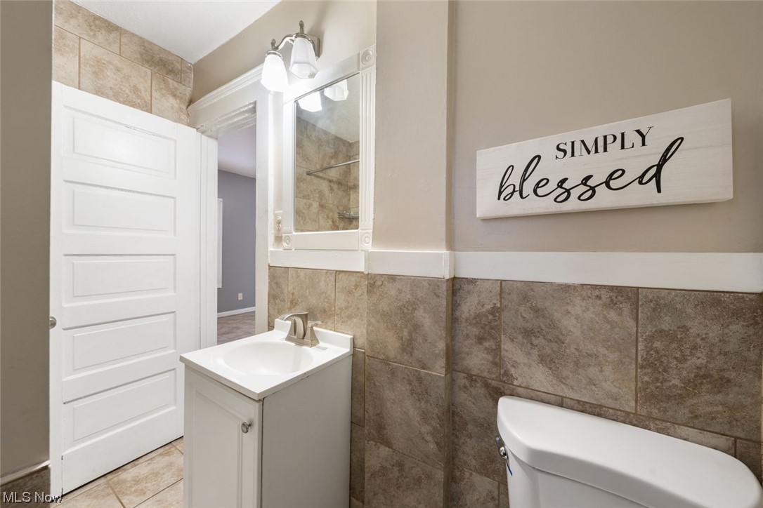 Charles H Eickhorn & J H Store - Residential Income