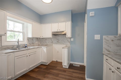 Tiny photo for 3926 E 121st Street, Cleveland, OH 44105 (MLS # 5219782)