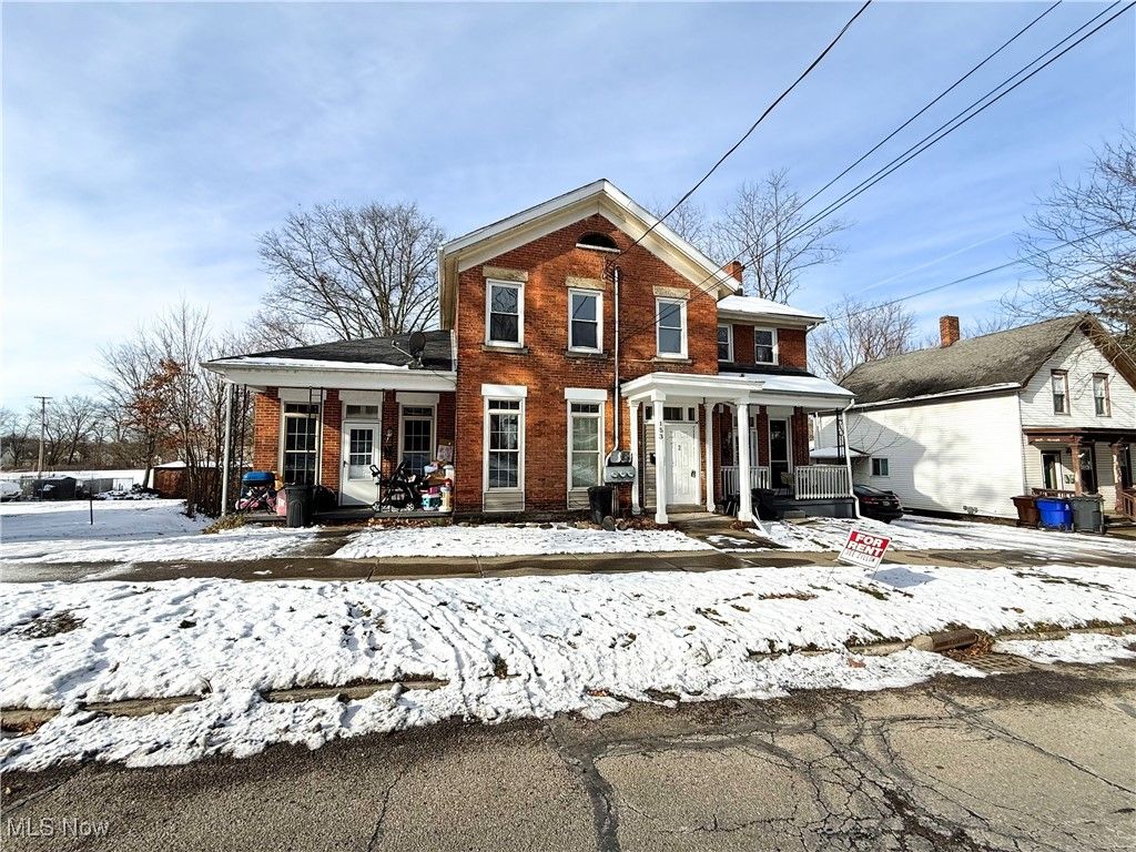 Photo of 153 N Sycamore Street, Ravenna, OH 44266 (MLS # 5177731)