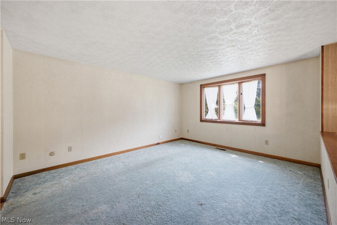 1343 Northfield Drive
