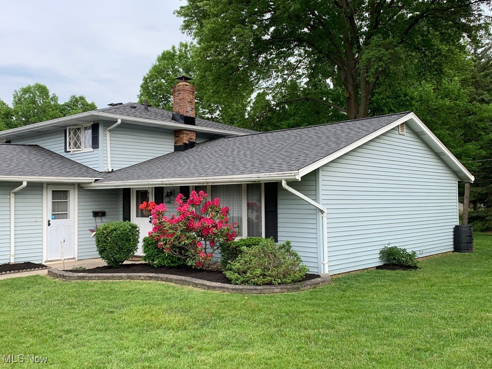 13585 Pineview Court