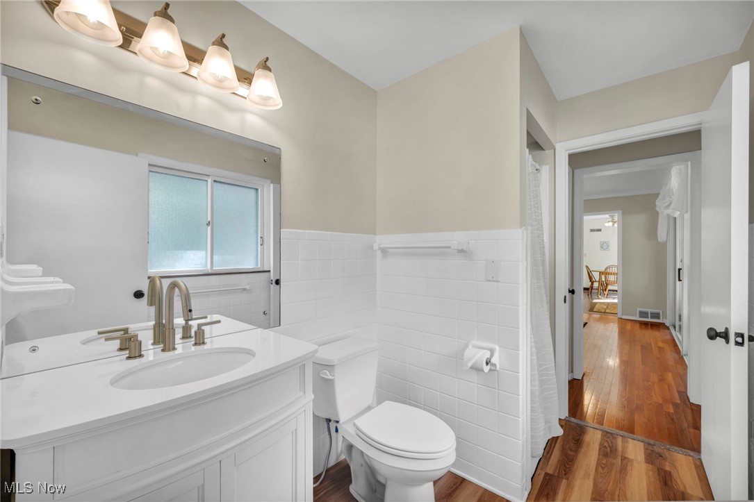 Melvin F Freelands Westhill E - Residential