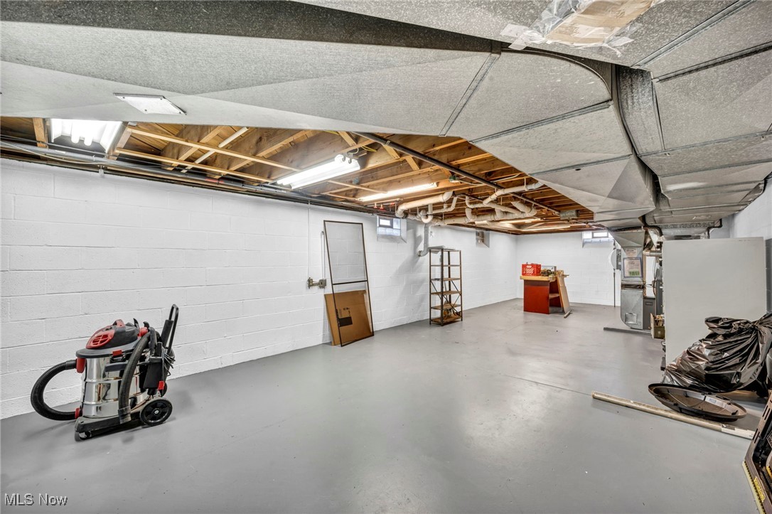 Melvin F Freelands Westhill E - Residential