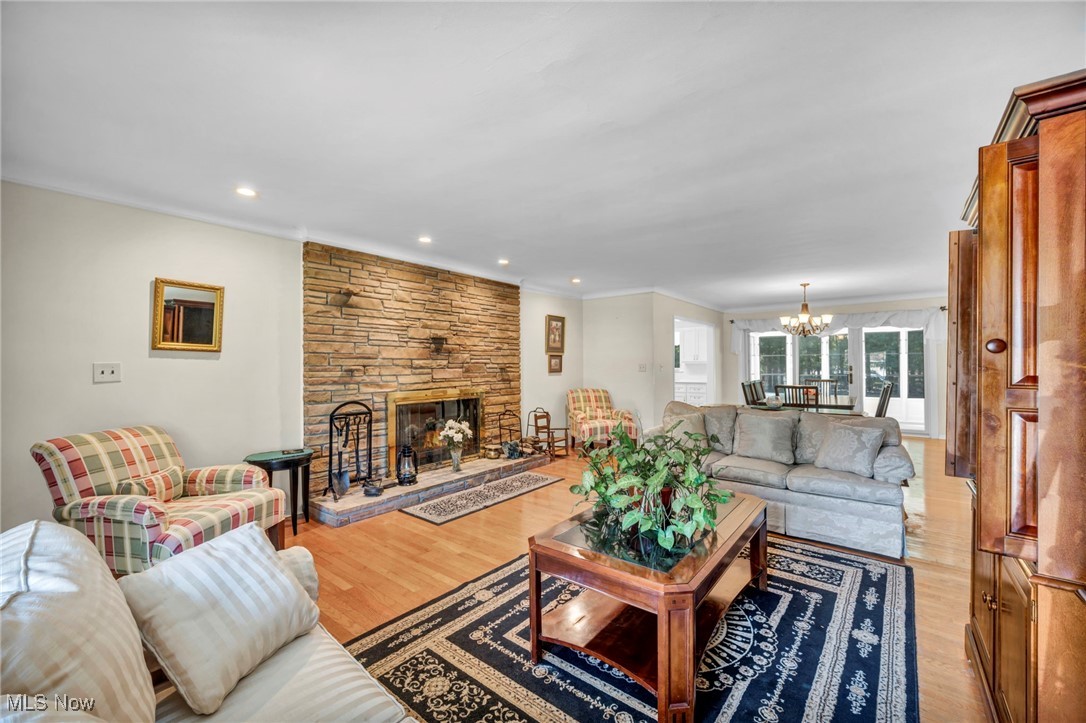 Melvin F Freelands Westhill E - Residential