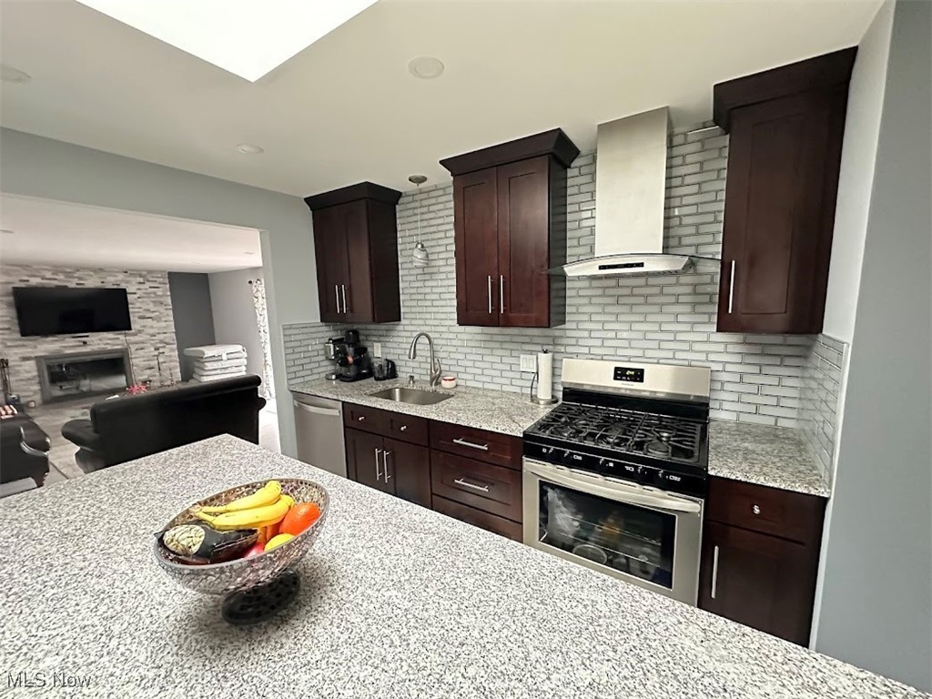 4173 Clearwater Drive, Parma, Ohio image 12