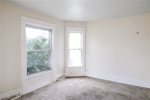 Tiny photo for 449 Parker Street, Mansfield, OH 44906 (MLS # 5239124)