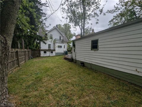 Tiny photo for 16029 Friend Avenue, Maple Heights, OH 44137 (MLS # 5190372)