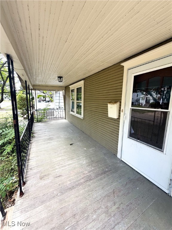 Akron, Ohio 44301, United States, 3 Bedrooms Bedrooms, ,1 BathroomBathrooms,Residential,Active,215136