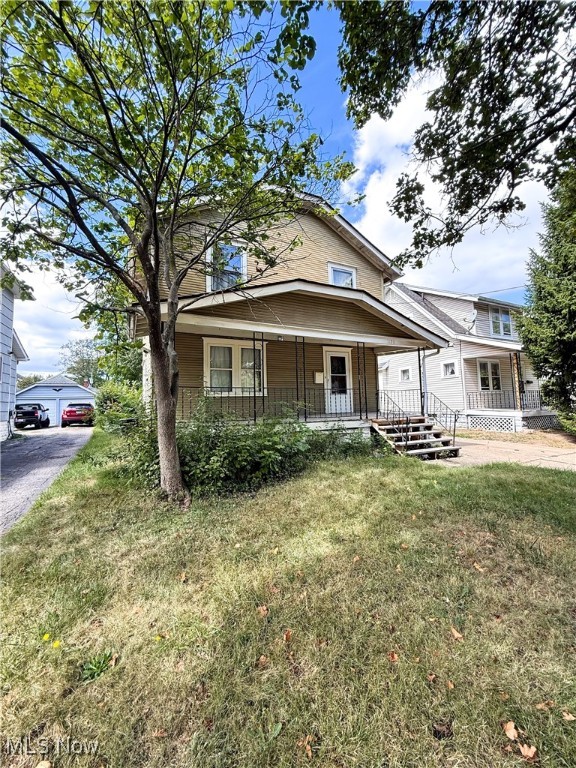 Akron, Ohio 44301, United States, 3 Bedrooms Bedrooms, ,1 BathroomBathrooms,Residential,Active,215136