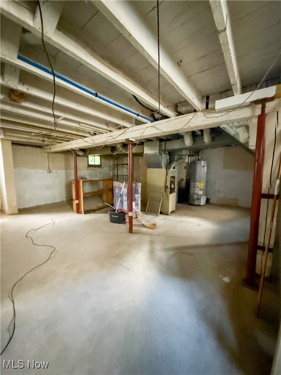 Akron, Ohio 44301, United States, 3 Bedrooms Bedrooms, ,1 BathroomBathrooms,Residential,Active,215136