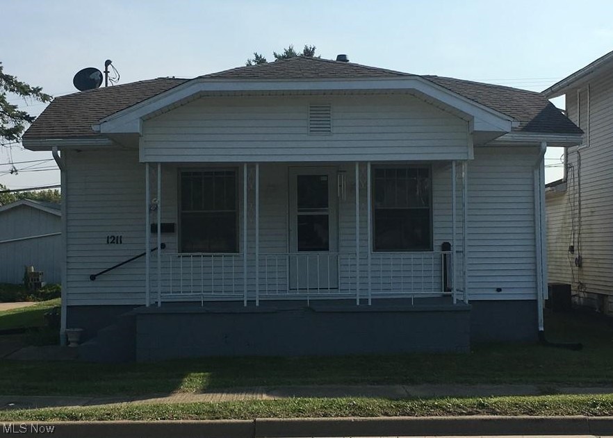 Very Cute and Clean 2-bedroom home offering large living room, Nice Kitchen, washer and dryer hook-up in the basement, and level back yard. Rental Application is required. Owner will provide lawn mowing. No Smoking or Pets allowed.